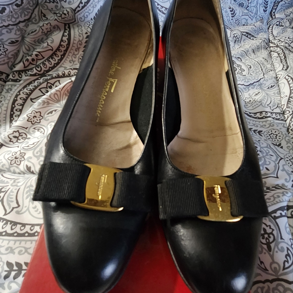 Salvatore Ferragamo, Size 9M, Worn, Lillaz, Black, 2 inch heel